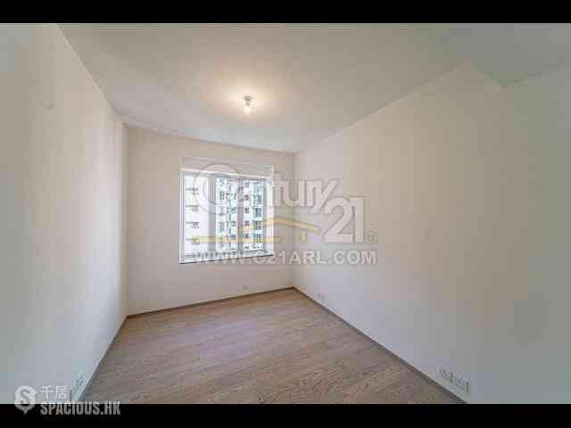 Mid Levels Central - Tregunter Tower 3 01