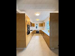 Mid Levels West - Villa Veneto 07