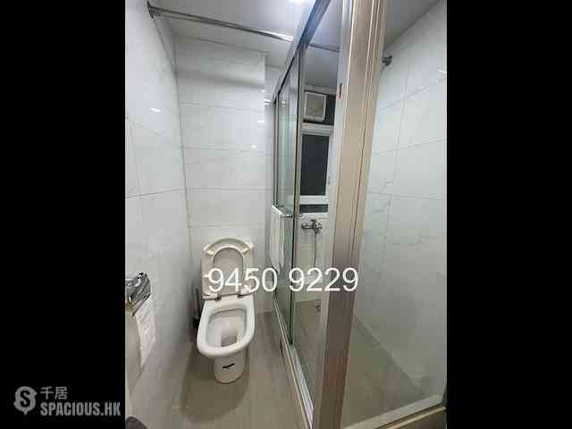 Sheung Wan - Luen Yick Building 04