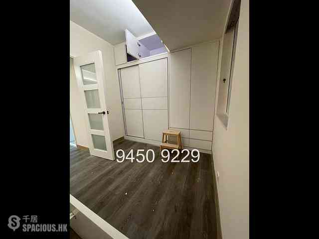 Sheung Wan - Luen Yick Building 09