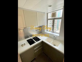 Sai Ying Pun - Island Crest Block 2 08