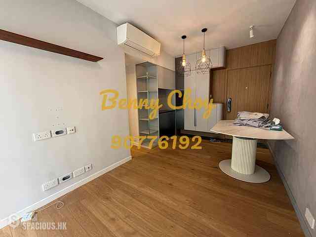 Soho - Centrestage Block 1 02