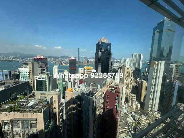 Soho - Centrestage 23