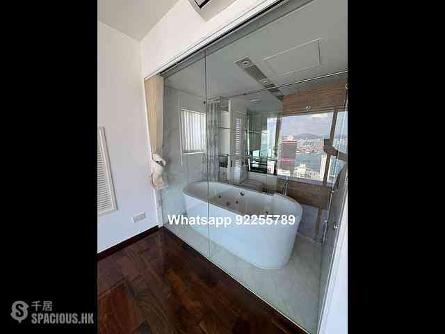 Soho - Centrestage 27
