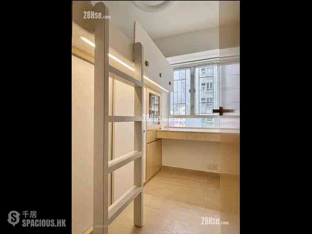 Quarry Bay - Westlands Court Ngar Lan Mansion 02