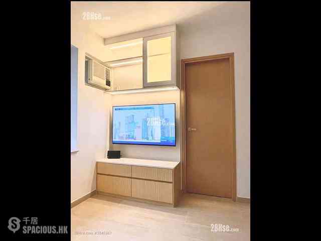 Quarry Bay - Westlands Court Ngar Lan Mansion 04