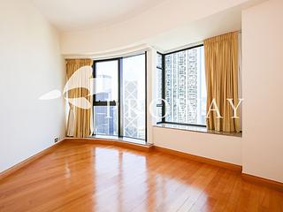 Mid Levels Central - Fairlane Tower 03