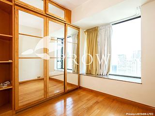 Mid Levels Central - Fairlane Tower 06