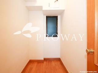 Mid Levels Central - Fairlane Tower 09