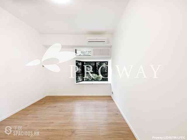 Happy Valley - Ventris Place 08