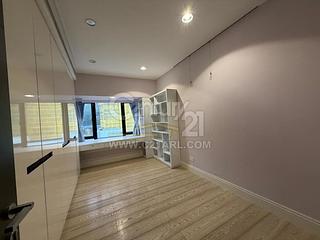 Pok Fu Lam - Woodbury Court 02