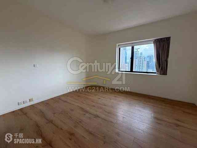 Central - The Albany 07