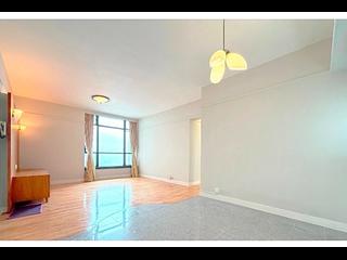 Mid Levels Central - Vantage Park 03