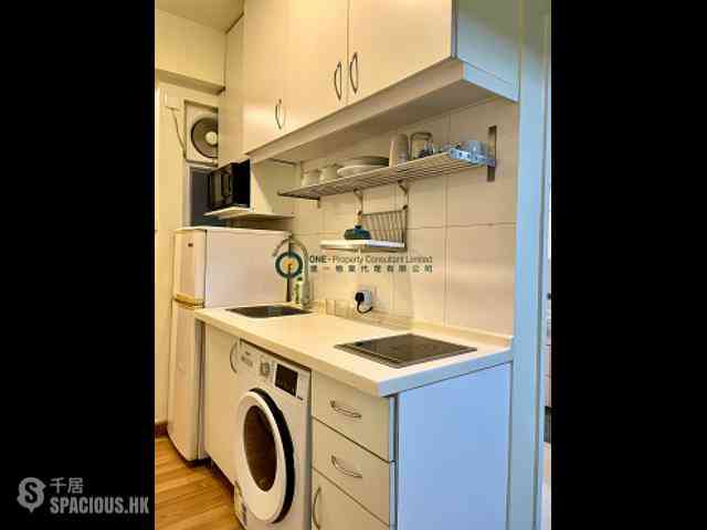 Sheung Wan - 185, Wing Lok Street 03