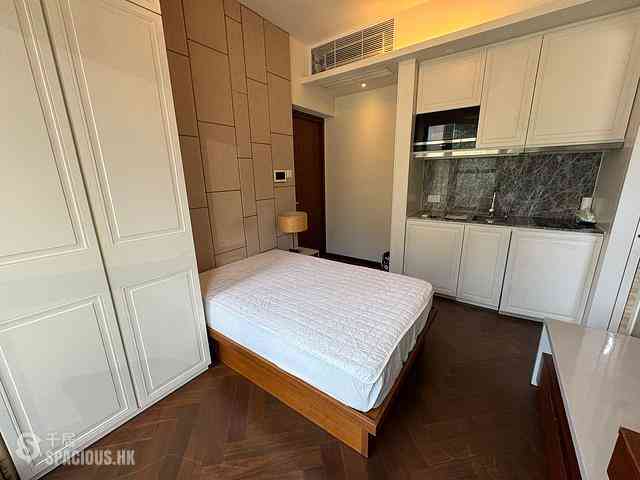 Shek Tong Tsui - One South Lane 01