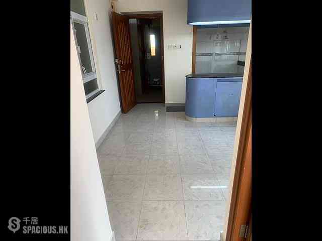 Sai Wan Ho - Ellen Building 05
