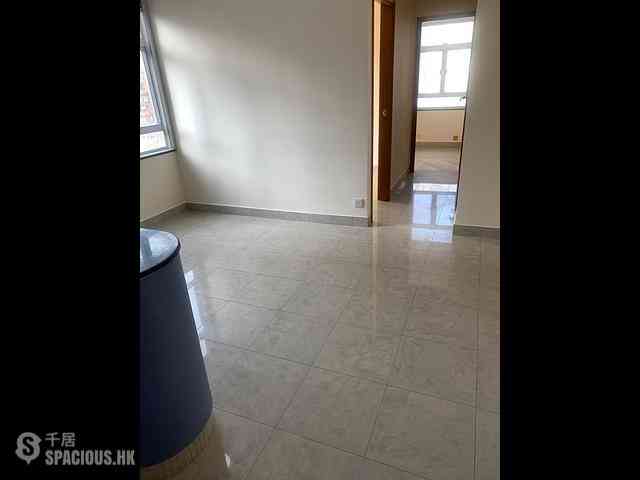 Sai Wan Ho - Ellen Building 10