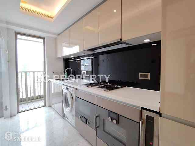 Sai Ying Pun - The Nova 06