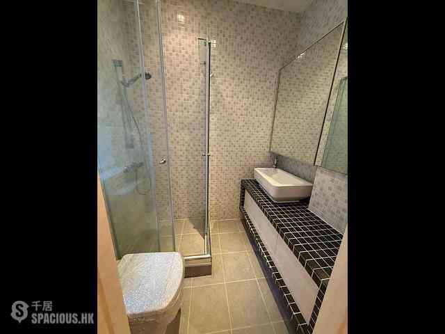 Mid Levels Central - Hong Lok Mansion 05