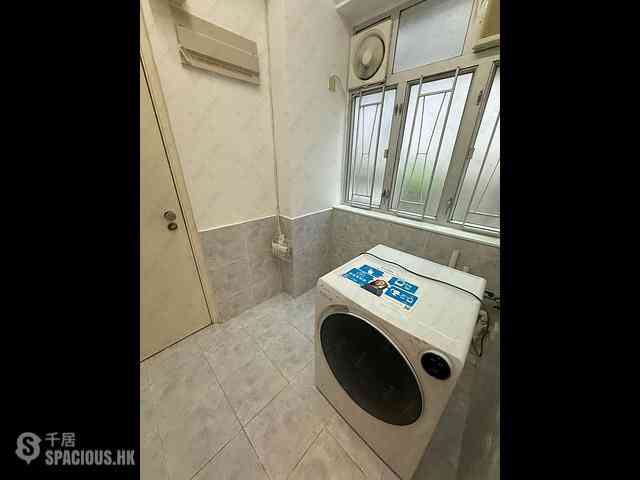 Mid Levels Central - Hong Lok Mansion 11