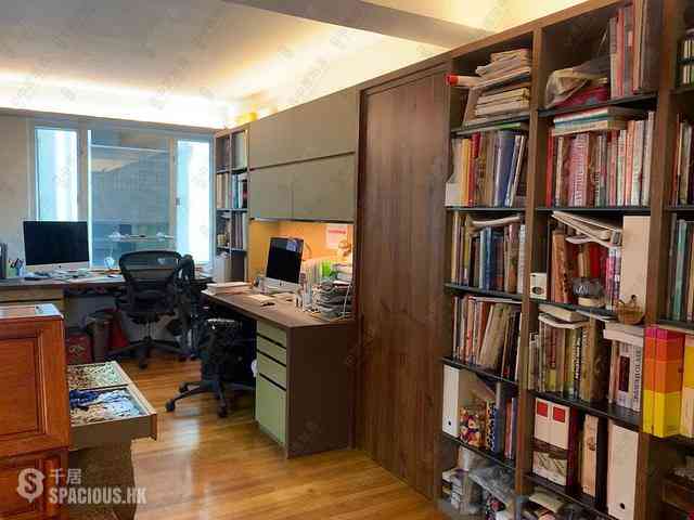 Wan Chai - Phoenix Court Block 2 07
