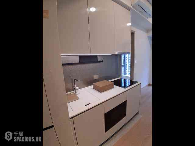 Lohas Park - Lohas Park Phase 12C Grand Seasons Tower 1A 04