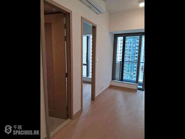Lohas Park - Lohas Park Phase 12C Grand Seasons Tower 1A 08
