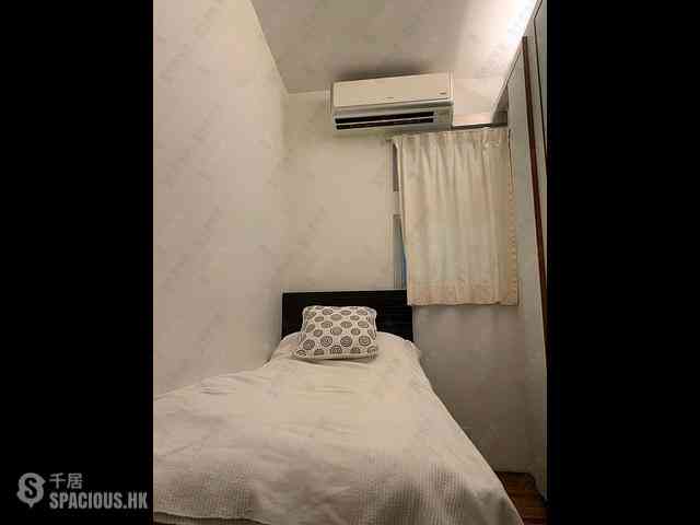 Wan Chai - Phoenix Court Block 2 18