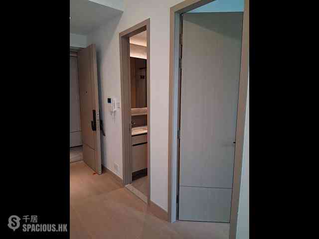 Lohas Park - Lohas Park Phase 12C Grand Seasons Tower 1A 09