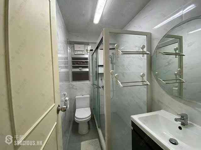 Wan Chai - Phoenix Court Block 2 03