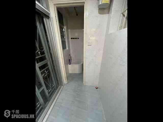 Wan Chai - Phoenix Court Block 2 26