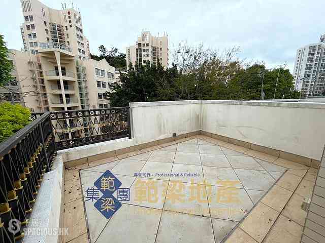 Mui Wo - Riverwalk 06