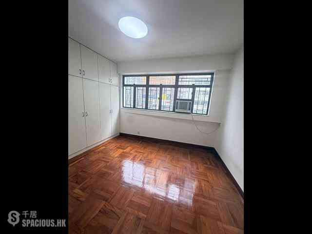 Causeway Bay - Kwong On Building 07