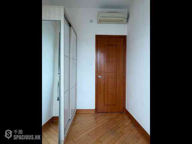 Hung Hom - Royal Peninsula 11
