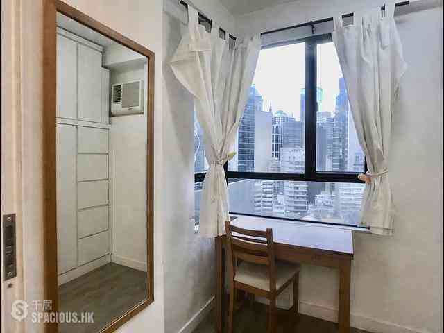 Soho - Lilian Court 03