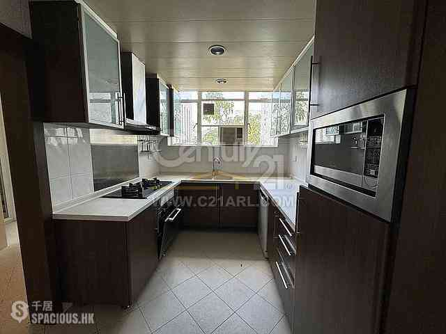 Deep Water Bay - Deepdene Block B 10