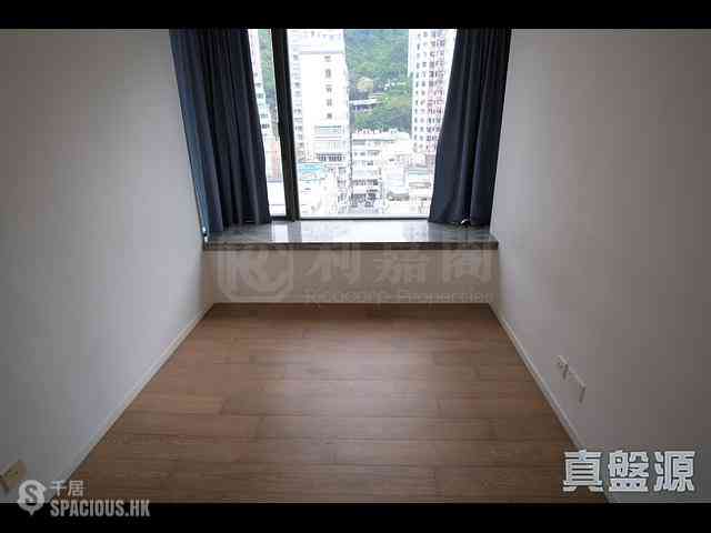 Tai Hang - The Warren 05