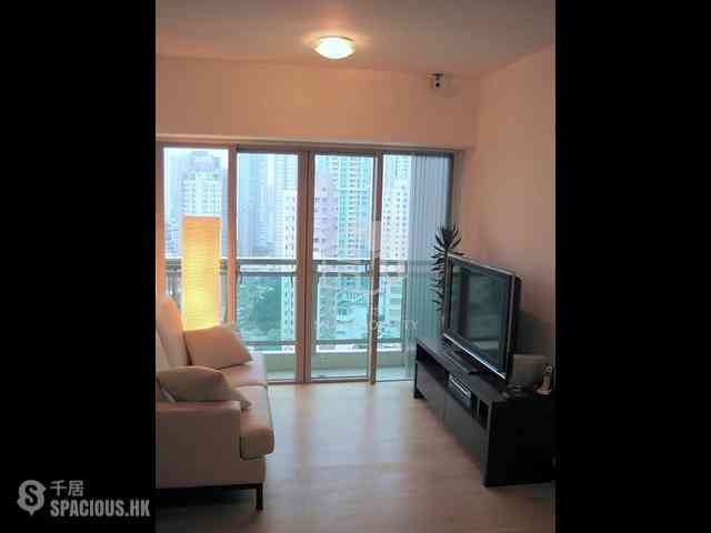 Sai Ying Pun - Centre Place 04