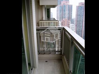 Sai Ying Pun - Centre Place 05