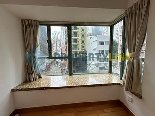 Sheung Wan - Queen's Terrace 08