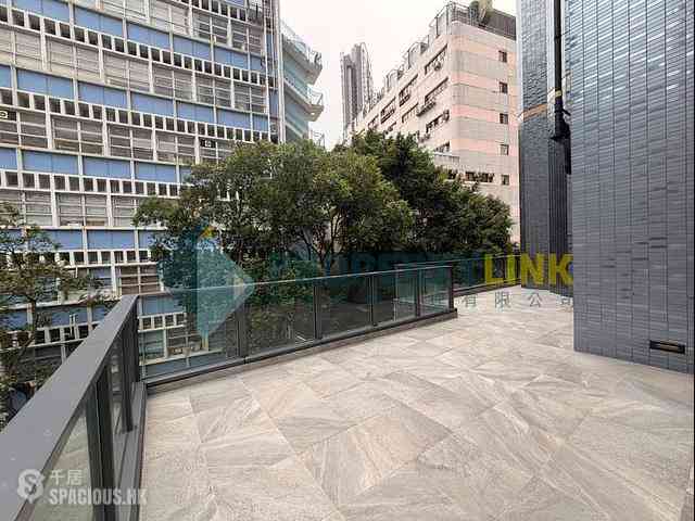 Sai Ying Pun - The Queens 04