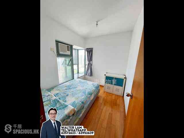 Tung Chung - Seaview Crescent Block 5 07