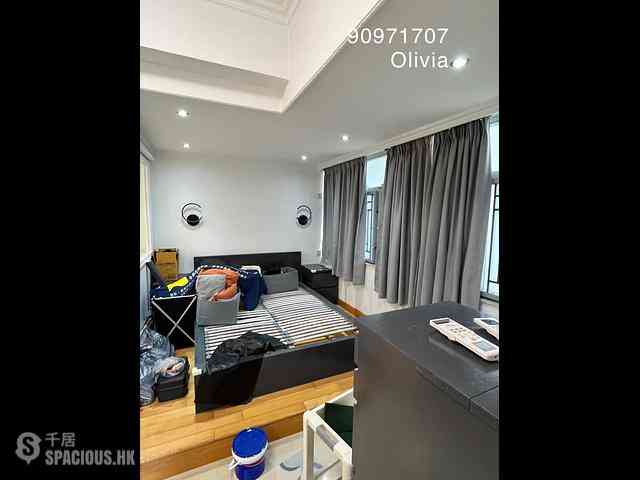 Central - 1-3, Shin Hing Street 10