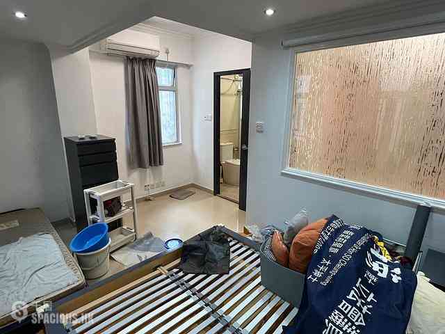 Central - 1-3, Shin Hing Street 11