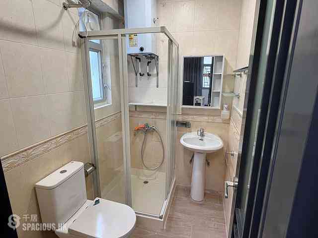 Central - 1-3, Shin Hing Street 13