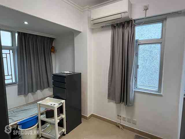 Central - 1-3, Shin Hing Street 15