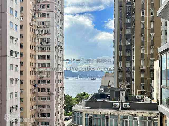Kennedy Town - Harbour View Garden Block 3 01