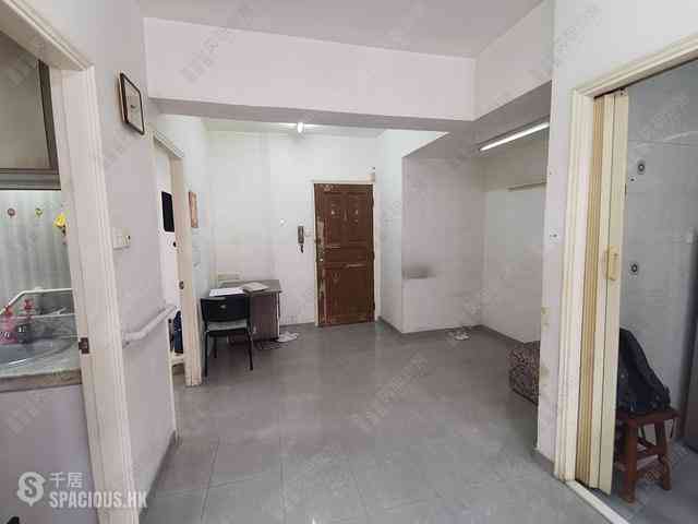 Wan Chai - Kwong Sang Hong Building Block D 02