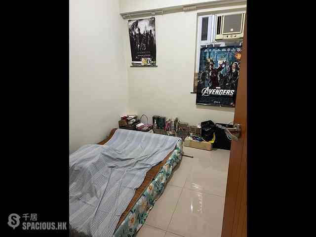 Fortress Hill - Yuet Ming Building 07