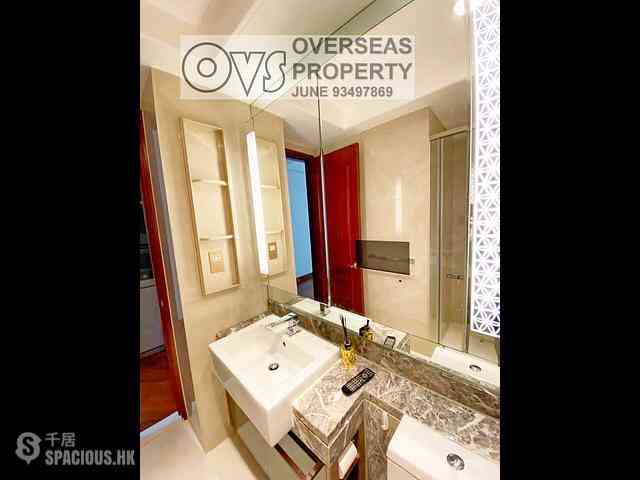 Wan Chai - The Avenue Phase 2 03